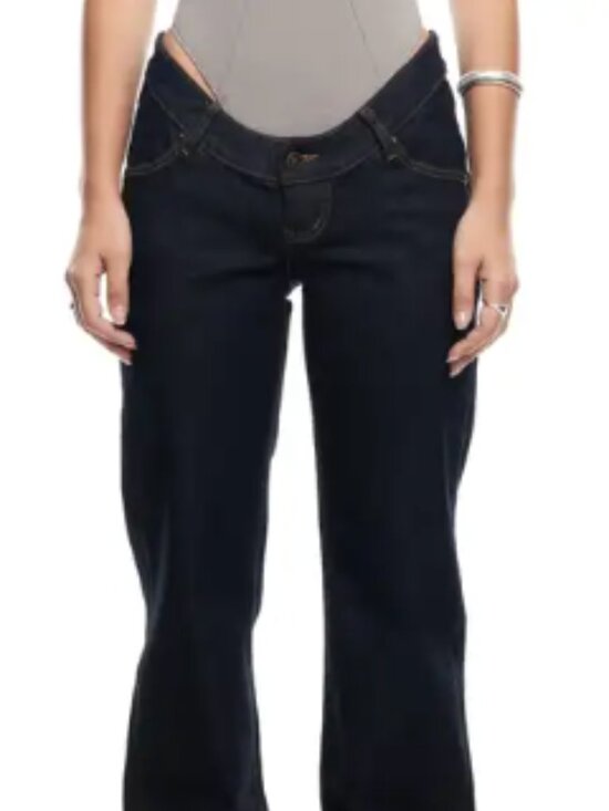 Lioness Pants - LIONESS Cocoon Dipped Low Rise Straight Leg Jeans, X-Small, DARK DENIM
